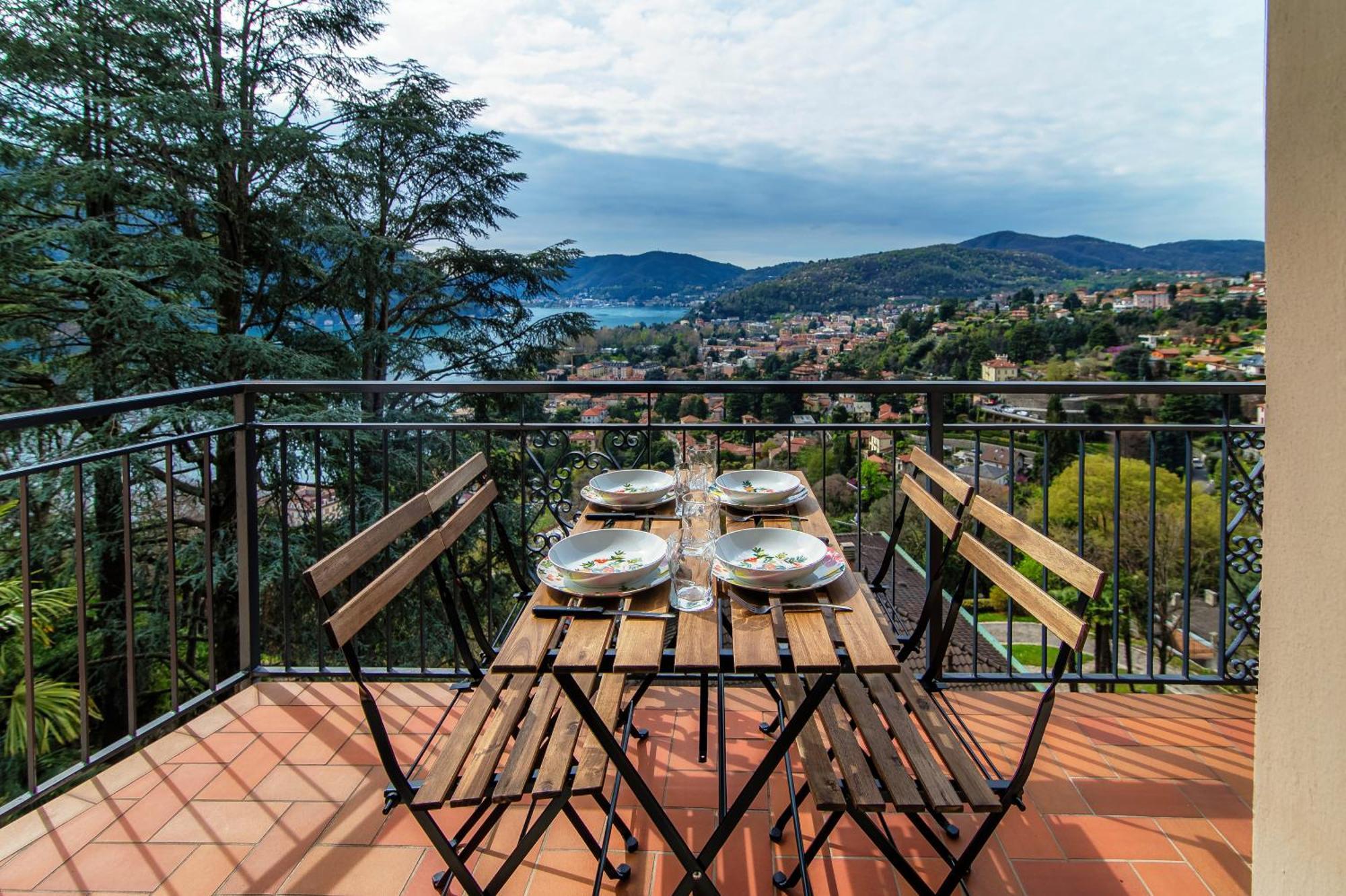 Vista Lario Apartment - Aqua Apartments Cernobbio Buitenkant foto