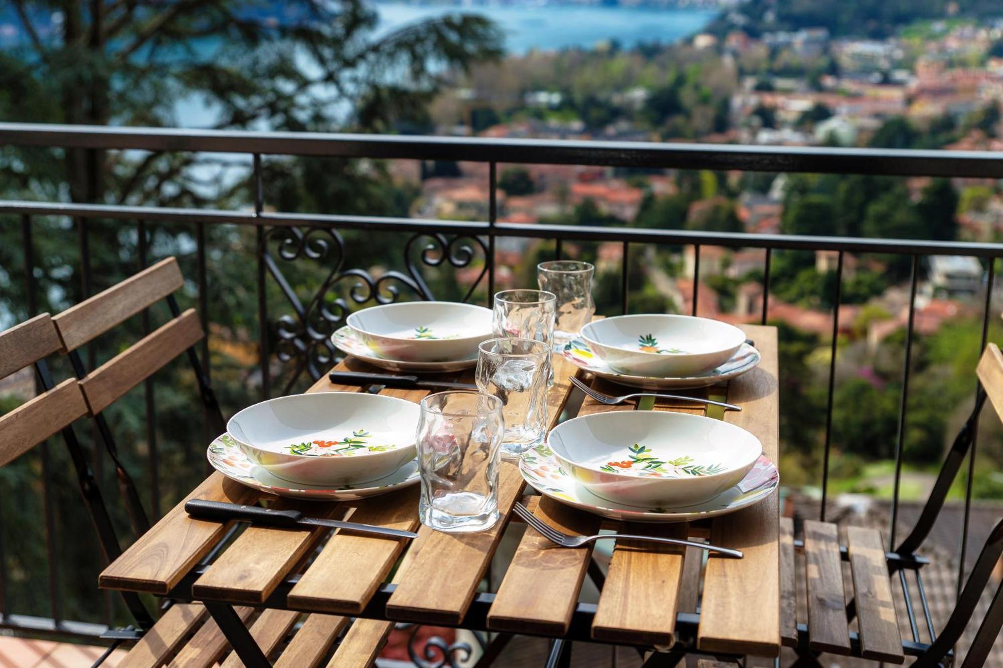 Vista Lario Apartment - Aqua Apartments Cernobbio Buitenkant foto