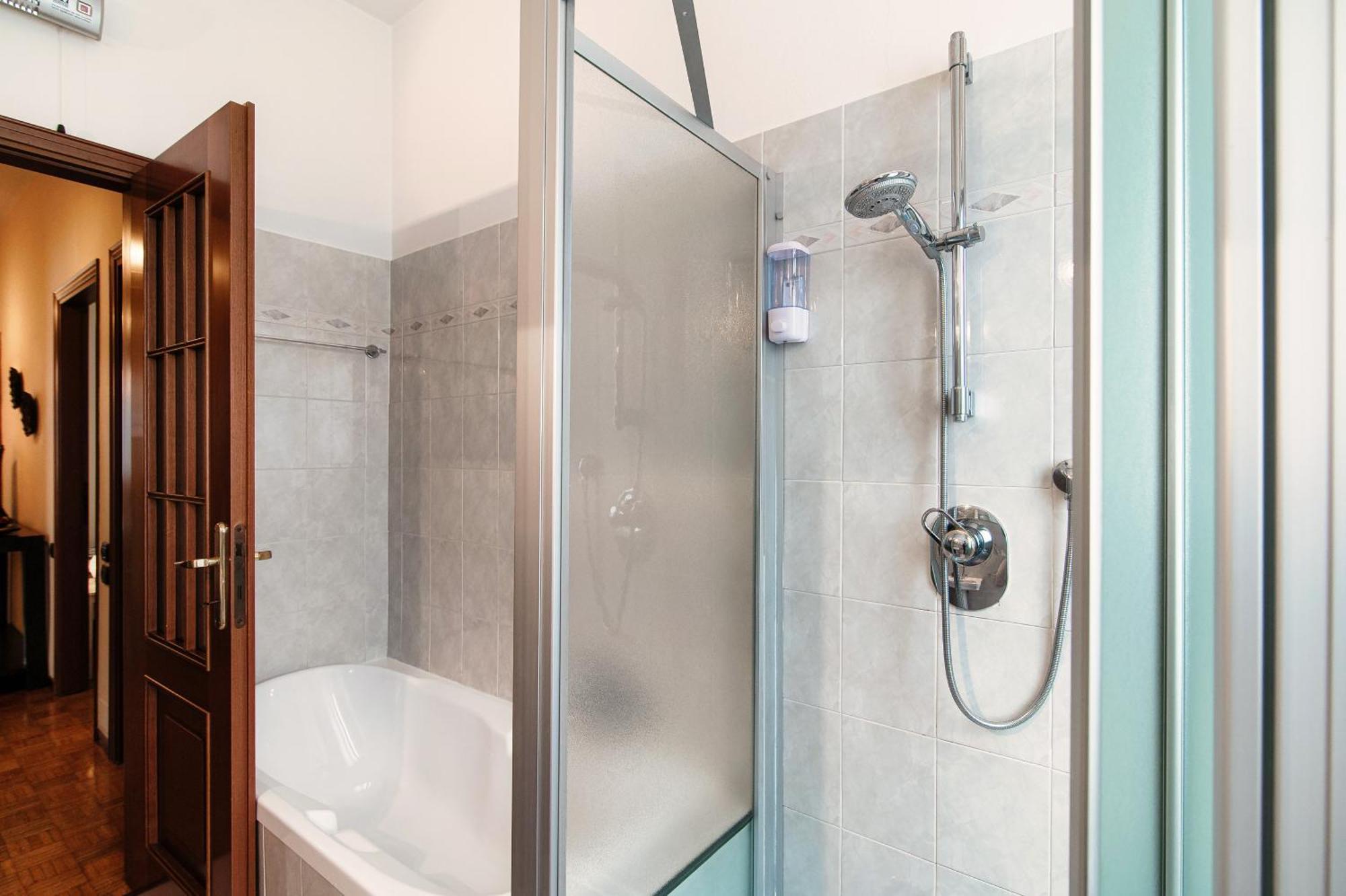 Vista Lario Apartment - Aqua Apartments Cernobbio Buitenkant foto